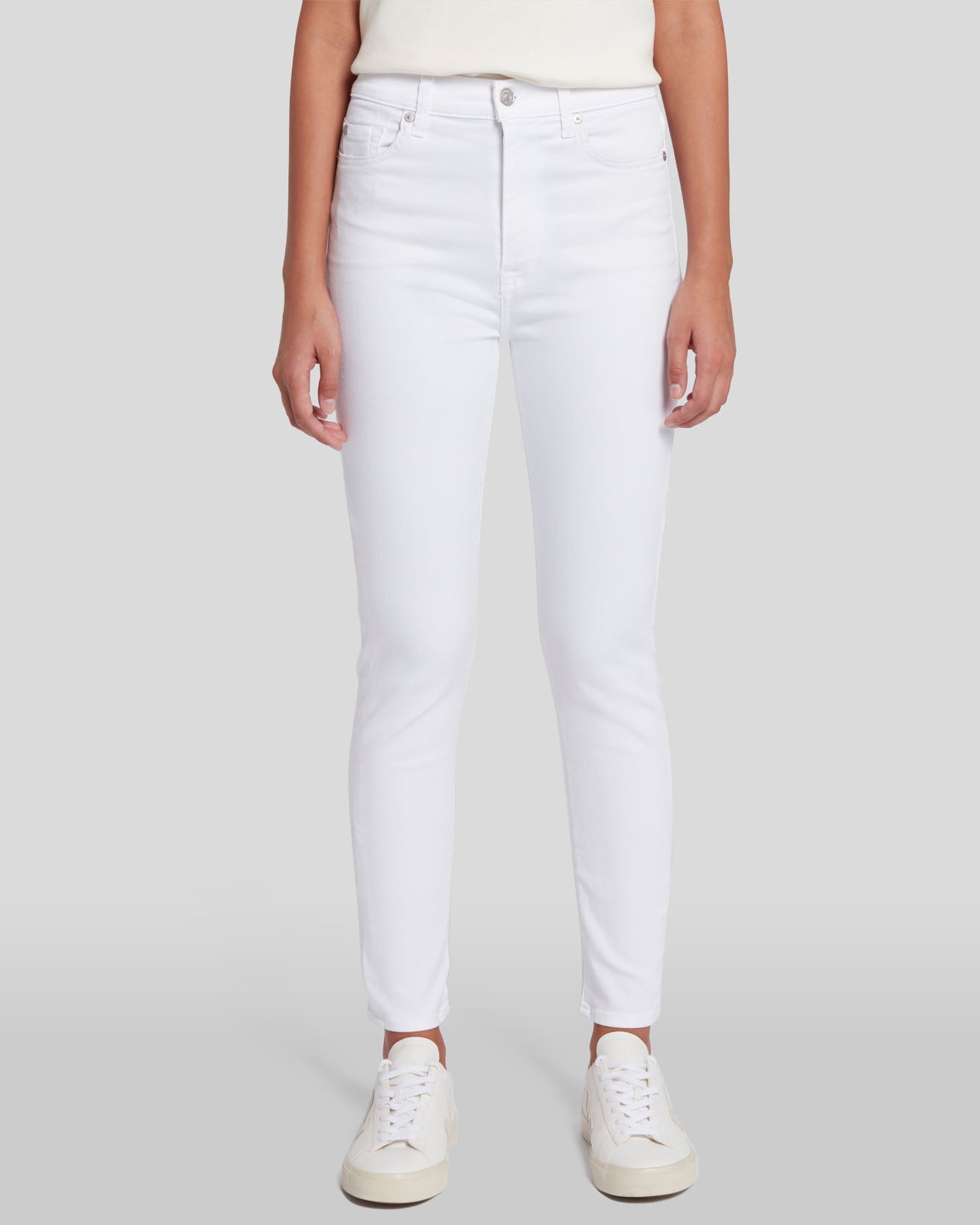 LUXE WHITE