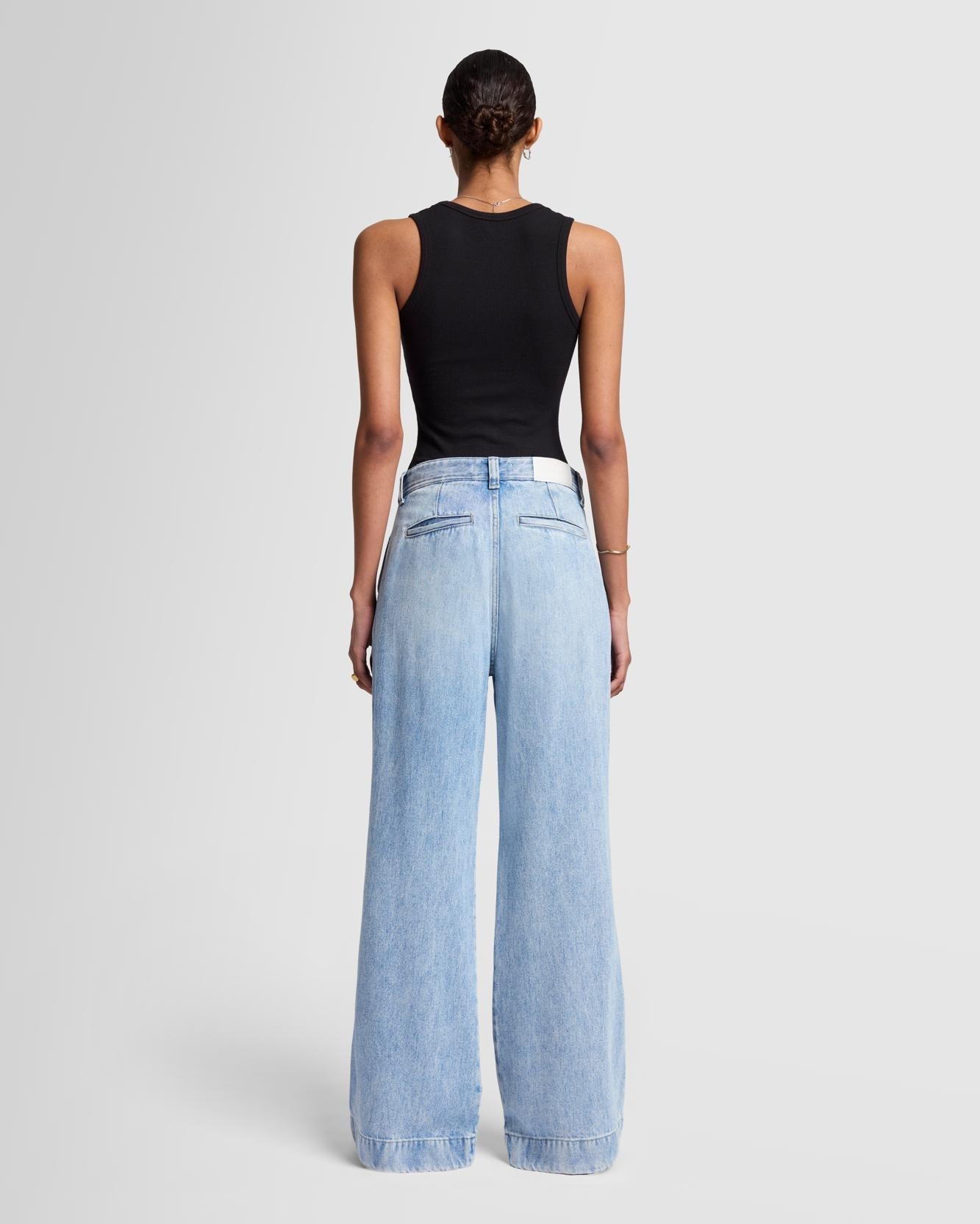 Denim glans geplooide broek in Abyss