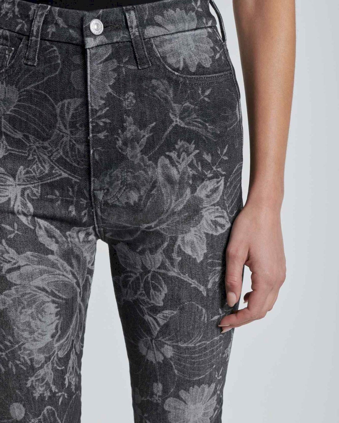 Fairytale Floral Black